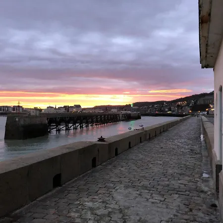 Coquelicot Industriel דירה